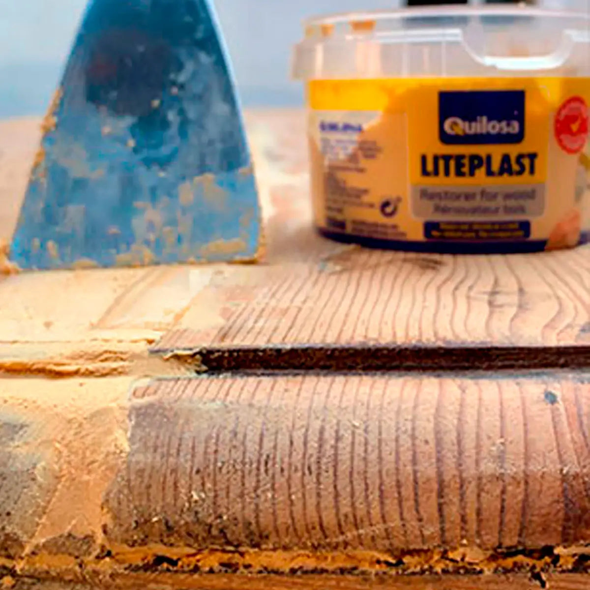 Masilla reparadora para madera LITEPLAST Quilosa