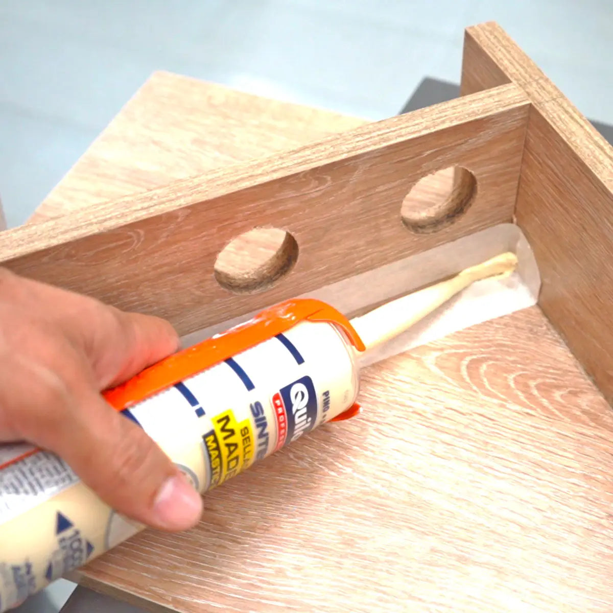 Sellador para madera Sintesel madera QUILOSA.